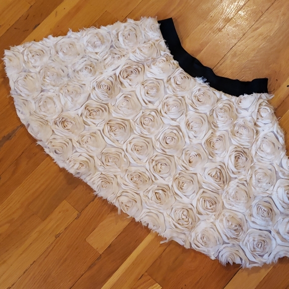$128 Free People Cream 3D Rosettes Skater Skirt - Picture 5 of 8
